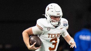 Quinn Ewers shows why he’s still Texas’ starting QB after Peach Bowl win