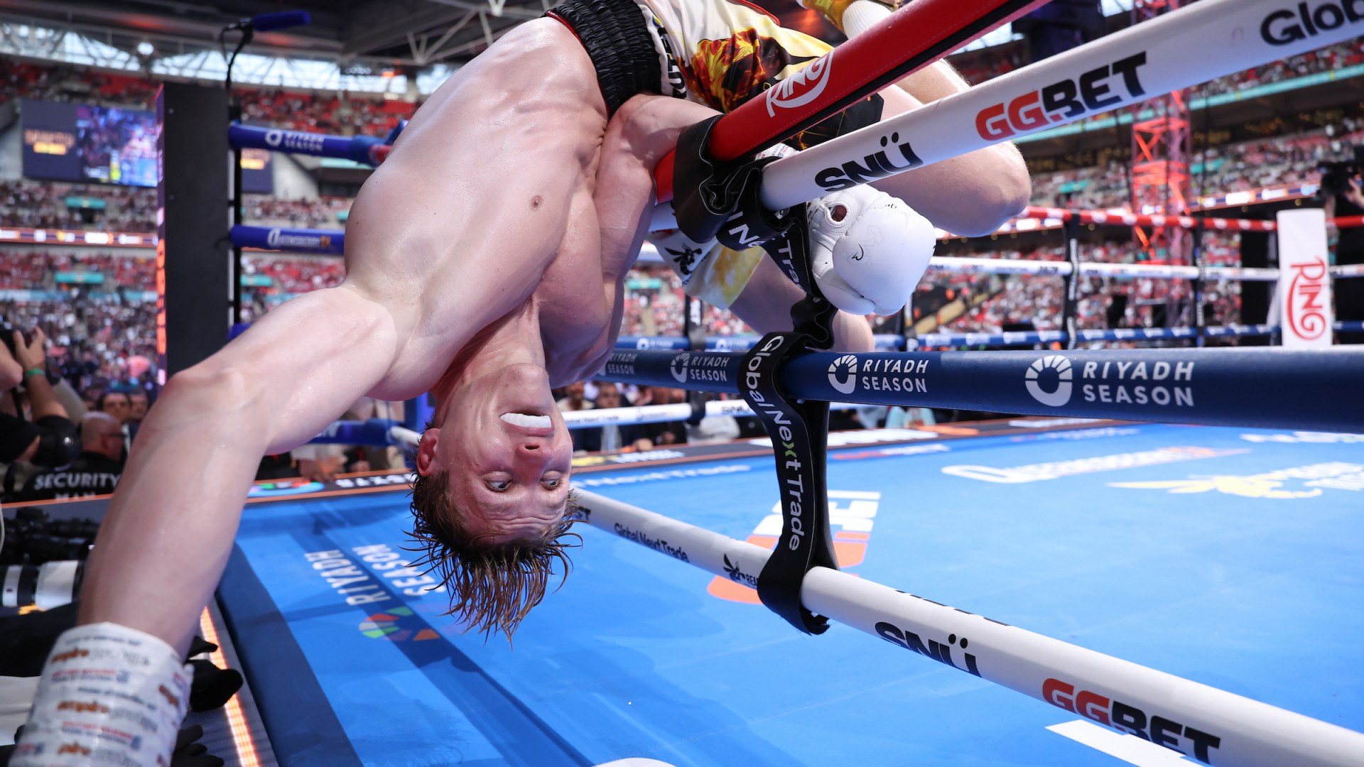 Oleksandr Usyk’s teammate falls over ropes twice in bizarre win on Daniel Dubois undercard