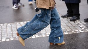 What Boots Fashion Pros Will Be Wearing With Wide-Leg Jeans in Fall 2025
