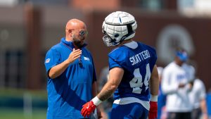 Giants rookie already threatening to steal starting spot as training camp opens