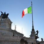 Italy extends online gambling licence approval process to November