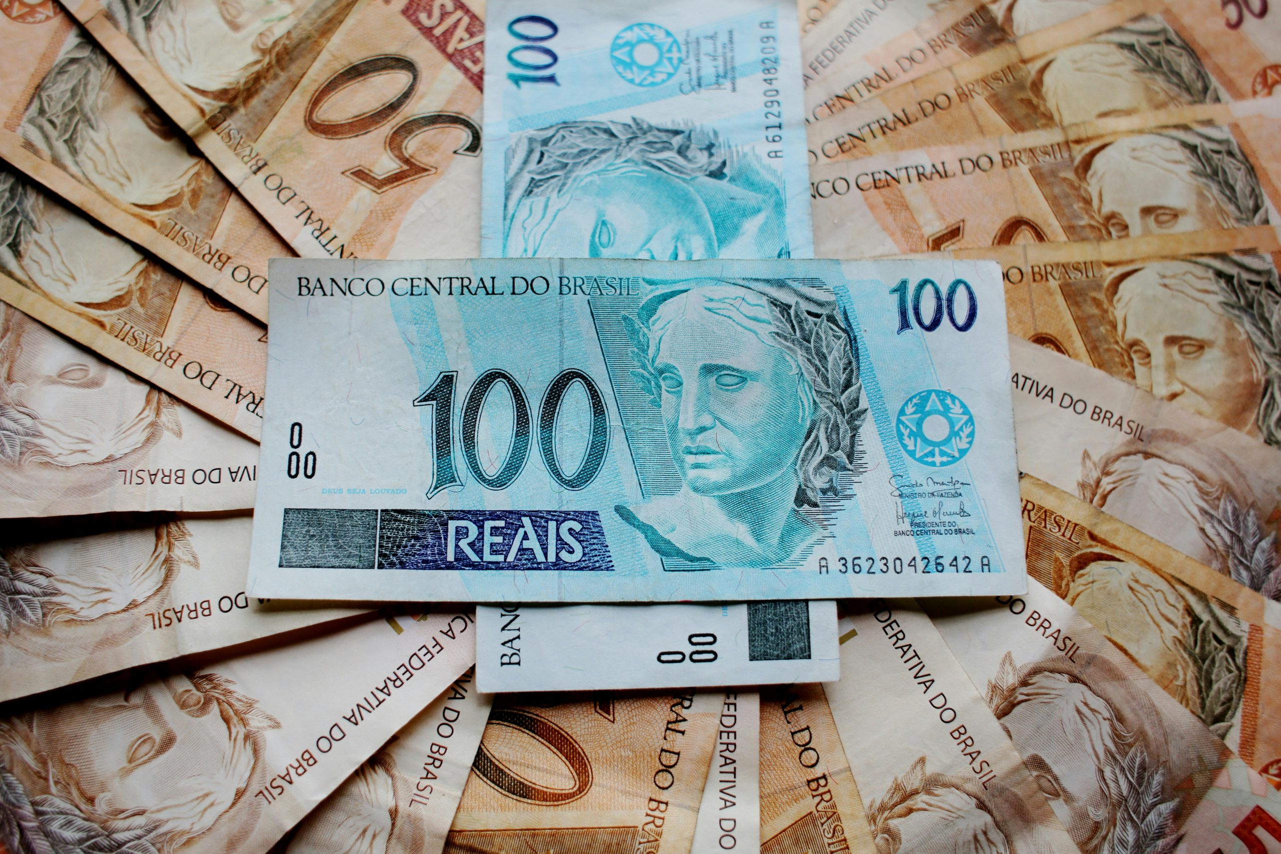Brazil regulated betting market raises $687.5m tax in first six months