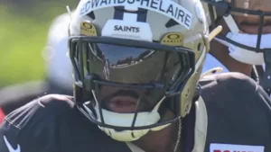 Clyde Edwards-Helaire shares strong reaction to Saints signing at training camp’s first day with pads