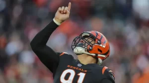 Mike Florio explains why Bengals won’t budge in standoff with Trey Hendrickson