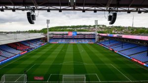 Ex-Arsenal defender agrees to early contract exit after one cup appearance in two years