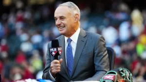 MLB commissioner downplays confrontation with Phillies’ Bryce Harper