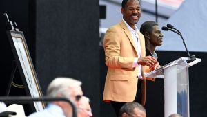 Eric Allen is officially a Pro Football Hall of Famer