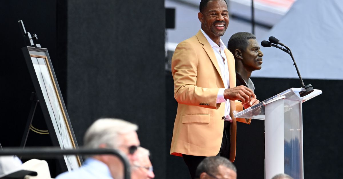 Eric Allen is officially a Pro Football Hall of Famer