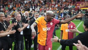 “I can’t believe it” – Ex-Barcelona striker shocked Victor Osimhen joined Galatasaray