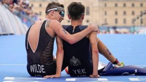 Welcome shock as Alex Yee and Hayden Wilde renew rivalry on the French Riviera