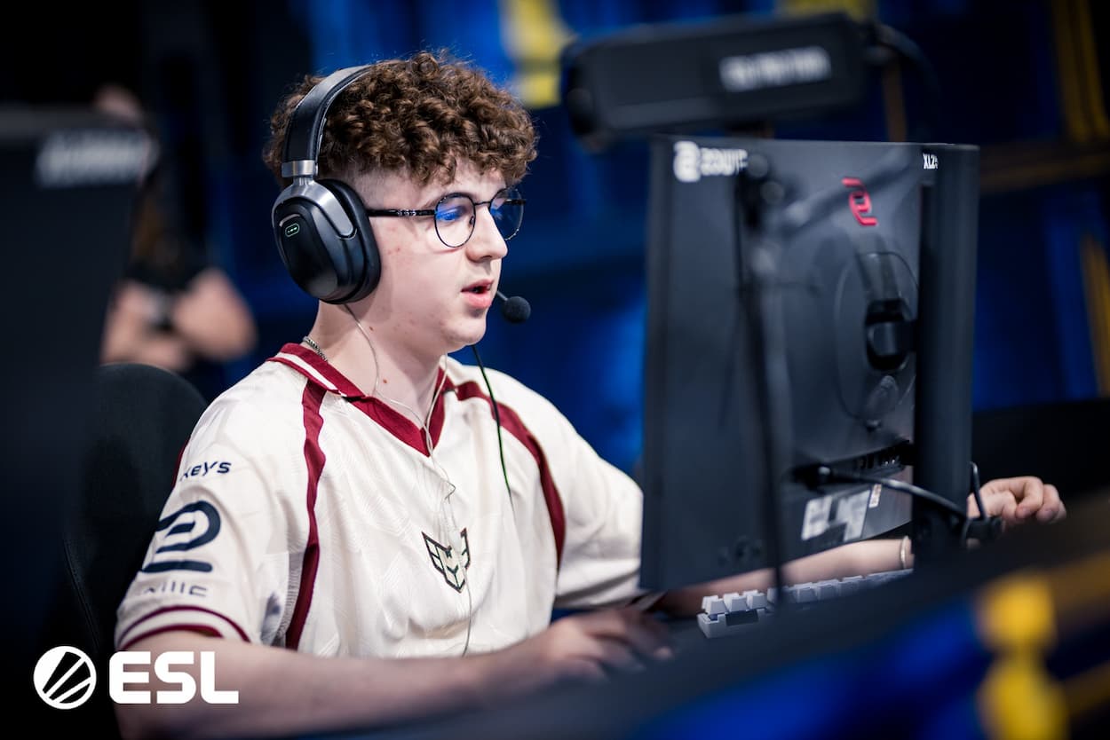 CS2 Roster Shake-Up: HEROIC Benches gr1ks, FUT Signs ex-NAVI Juniors With misutaaa