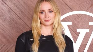 Sophie Turner Helpfully Reminds Instagram Mommy-Shamers That Her Kids Have Two Parents