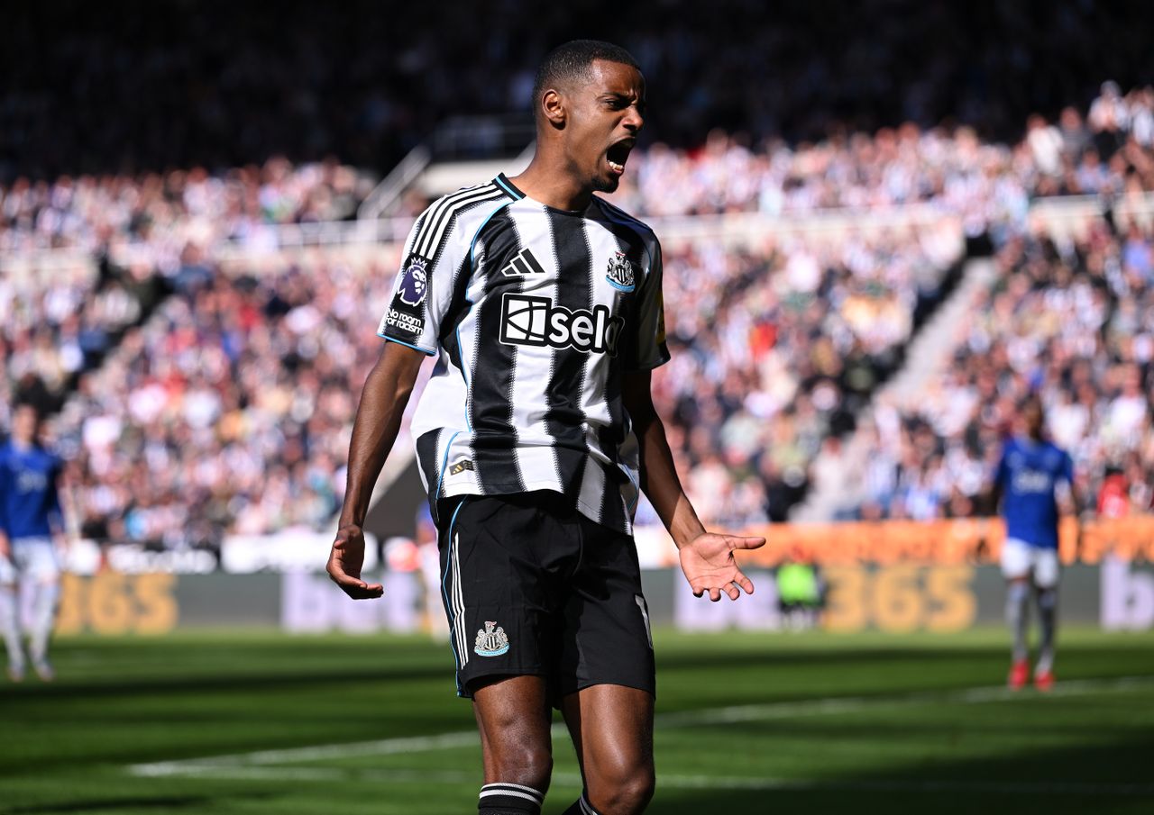 Alexander Isak moves step closer to Liverpool as personal decision sends strong message to Newcastle hierarchy: report