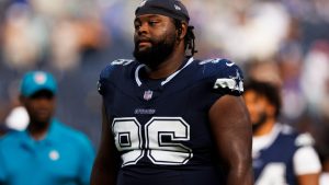 Eagles add DT depth, cut long snapper