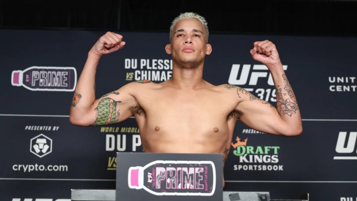 UFC 319 loses third bout during fight week
