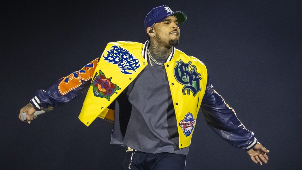 Chris Brown Brings “Breezy Bowl” Tour To NJ: 10 Best Song Performances Of The Night
