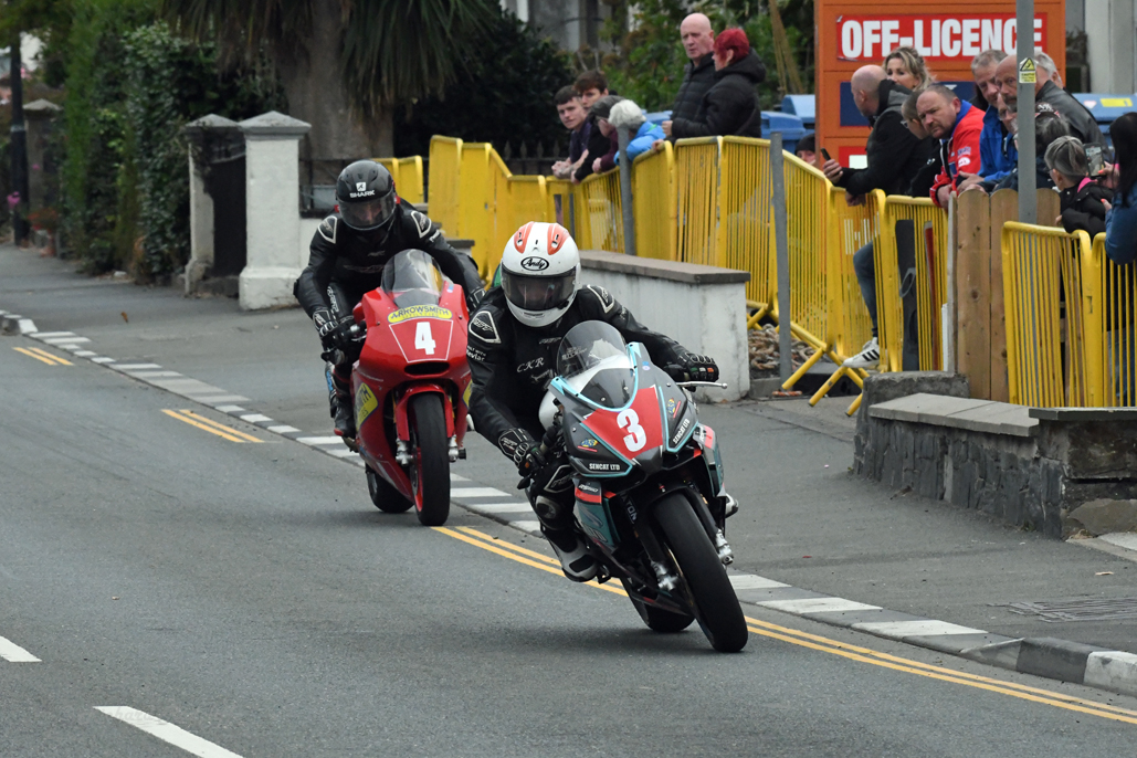 Williams and Farrell set the pace in shortened MGP practice.
