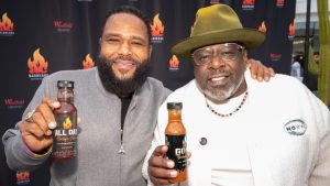 Cedric The Entertainer And Anthony Anderson Double The Sauce At AC Barbeque