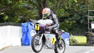 Hot pace set in first Classic TT qualifying session.