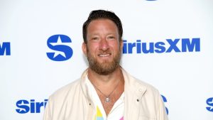 Dave Portnoy puts ‘petty rivalry’ with Travis Kelce aside to congratulate Taylor Swift on engagement while calling out Kanye West
