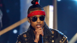 Pop Out, Then! August Alsina & Zu Spark Reactions With Cozy Flick After Club Appearance (PHOTOS + VIDEOS)