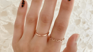 Tortoiseshell Nails Are About to Be Everywhere This Fall 2025