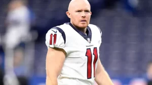 Bills sign doppelganger of famous comedian