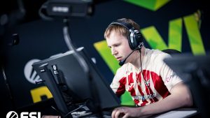 Team Spirit has benched zont1x and signed tN1R
