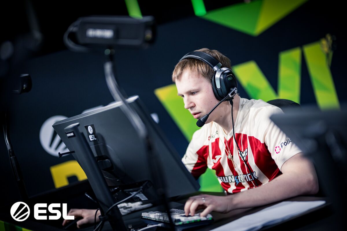 Team Spirit has benched zont1x and signed tN1R