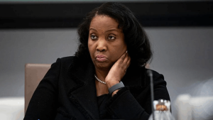 Trump administration moves to lift ruling that blocked removal of Fed Governor Cook