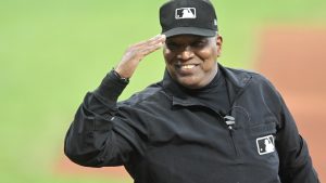 Laz Diaz ripped for bizarre interference call during Rays-Blue Jays game