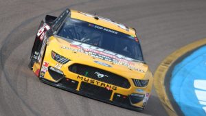 The Forgotten NASCAR Controversy That Shattered Clint Bowyer’s 2010 Title Run