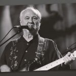 Sonny Curtis, Crickets Frontman Behind ‘The Mary Tyler Moore Show’ Theme, Dies at 88