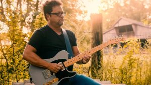 “I was hitting sessions until my eyeballs were popping out. I’d go in early in the morning, start at 10 and get home midnight”: Session hero Brent Mason has played on over a thousand records. Here’s what he’s learned about getting the job done