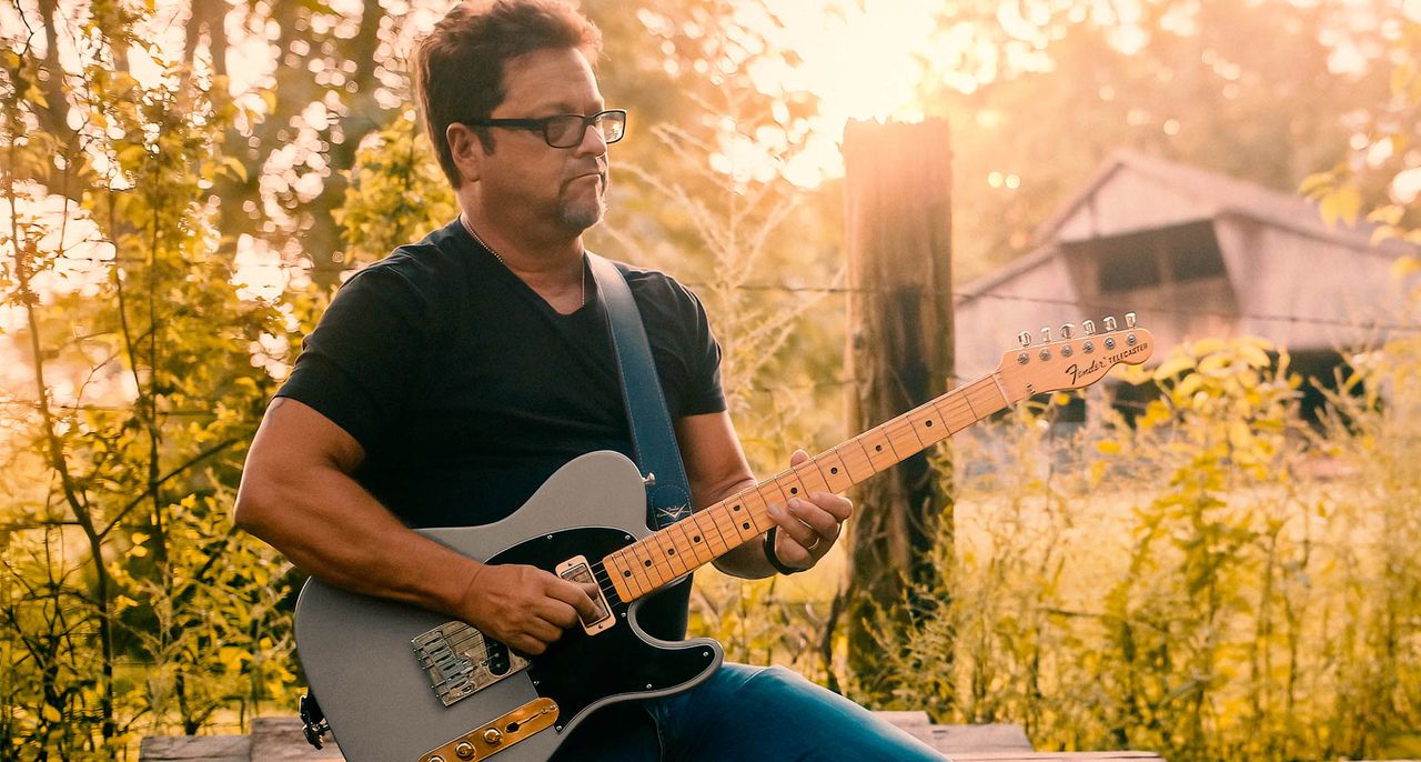 “I was hitting sessions until my eyeballs were popping out. I’d go in early in the morning, start at 10 and get home midnight”: Session hero Brent Mason has played on over a thousand records. Here’s what he’s learned about getting the job done
