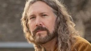 Review: Buck Curran’s ‘Far Driven Sun’ Reunites a Beloved Sobell Guitar with a Master of Acoustic Atmosphere