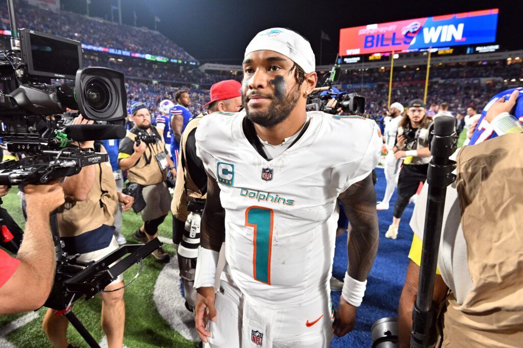 ‘Can’t Defend This Dude Anymore’ — NFL Fans Rip Tua Tagovailoa’s Absurd Response to Cam Newton’s Criticism