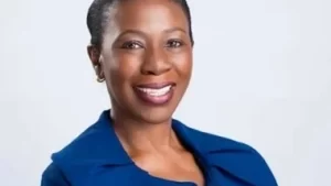 Standard Chartered Ghana CEO Mansa Nettey crowned 2024 CIMG Marketing Woman of the Year