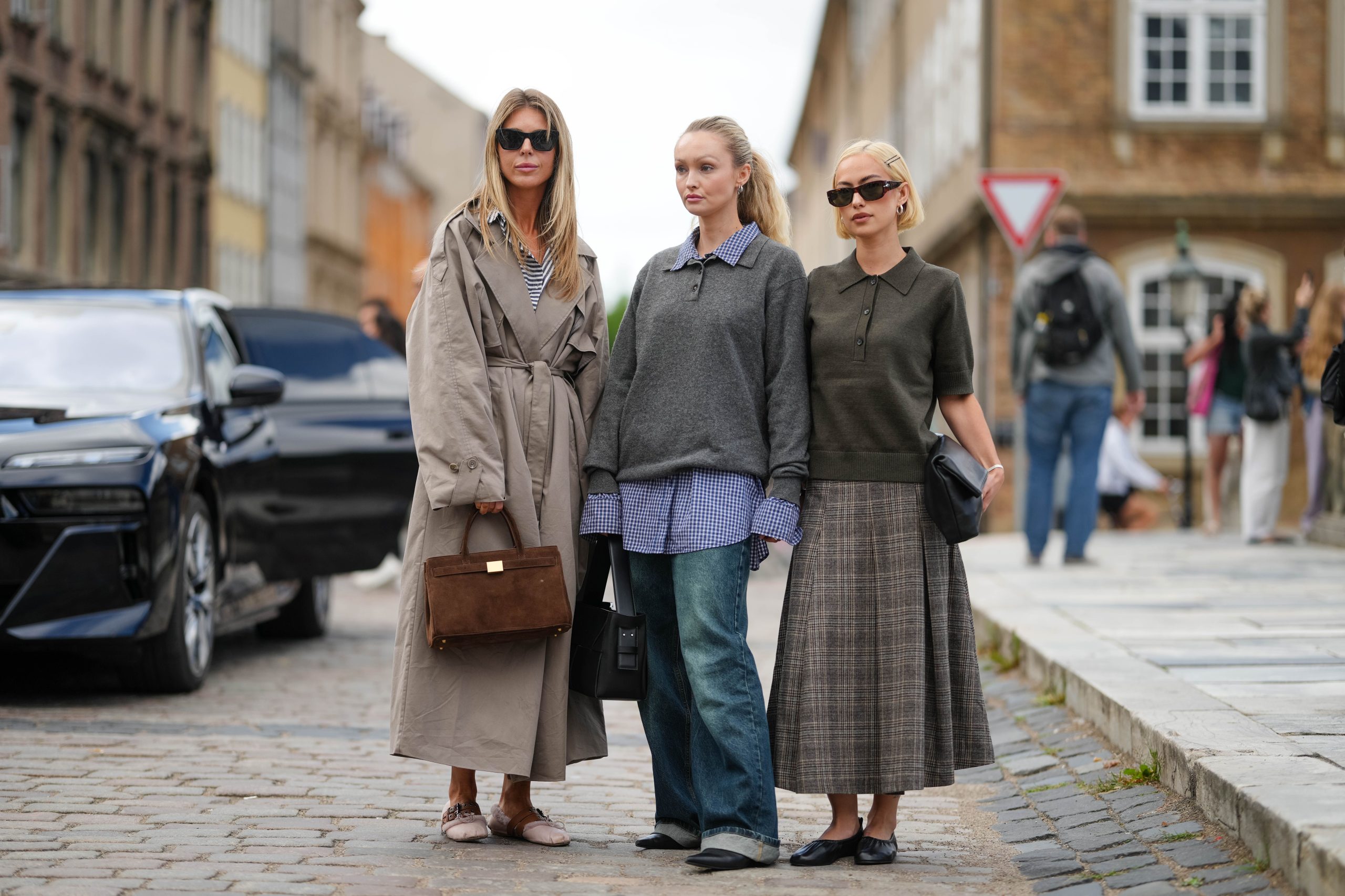 How to Wear Flat Shoes With Dresses, Skirts, and Jeans This Fall 2025