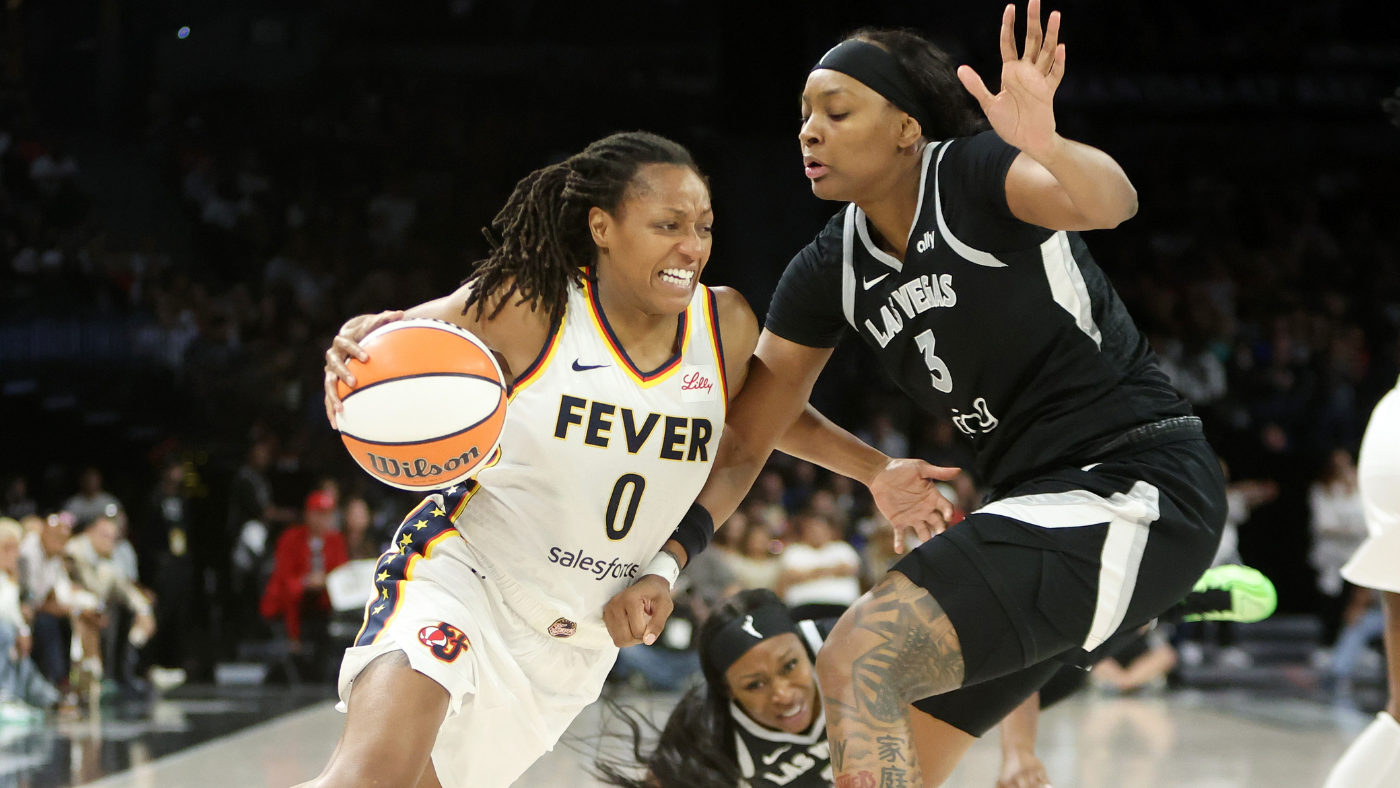 WNBA semifinals: Indiana Fever guard Kelsey Mitchell left must-win Game 5 with lower body cramping