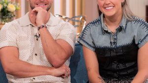 JoJo Siwa Bans Selfies With Boyfriend Chris Hughes at Concert