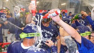 Dodgers book NLDS spot and Yankees, Guardians, Padres force Game 3