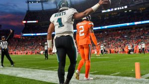 NFL Week 5 betting advice: Eagles-Broncos pick and props