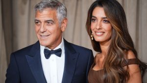 Amal Clooney Perfects ‘Toasty Makeup’ by Embracing Yet Another Fall Trend