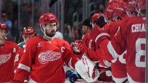Maple Leafs fall to Red Wings in OT to close pre-season