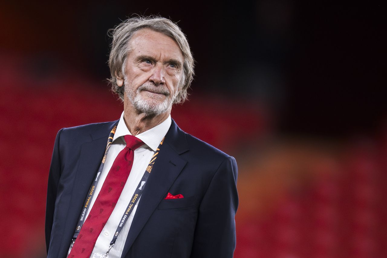 Manchester United report: First summer transfer confirmed by Fabrizio Romano as almost ‘guaranteed’