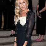 Sarah Jessica Parker’s Bucket Bag is a Key Piece for Fall and Winter 2025