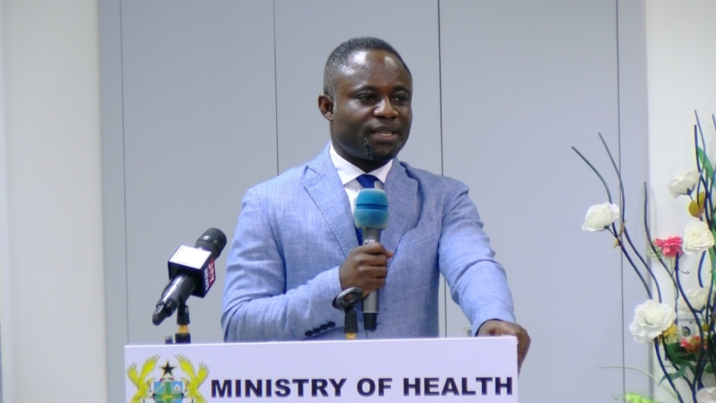 Health Minister urges leniency in viral nurse’s disciplinary case