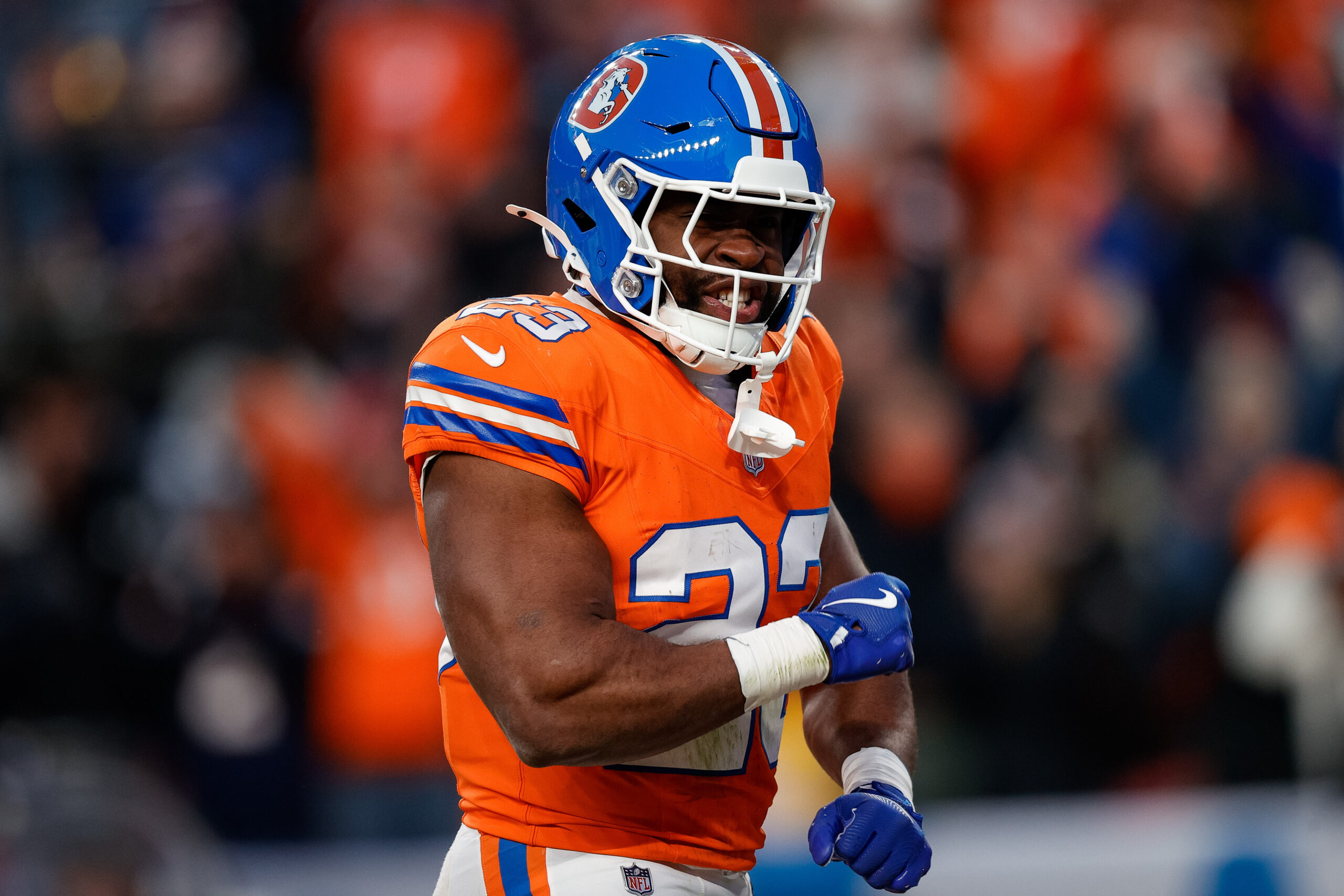 Vikings Should Kick the Tires on Newly Released RB