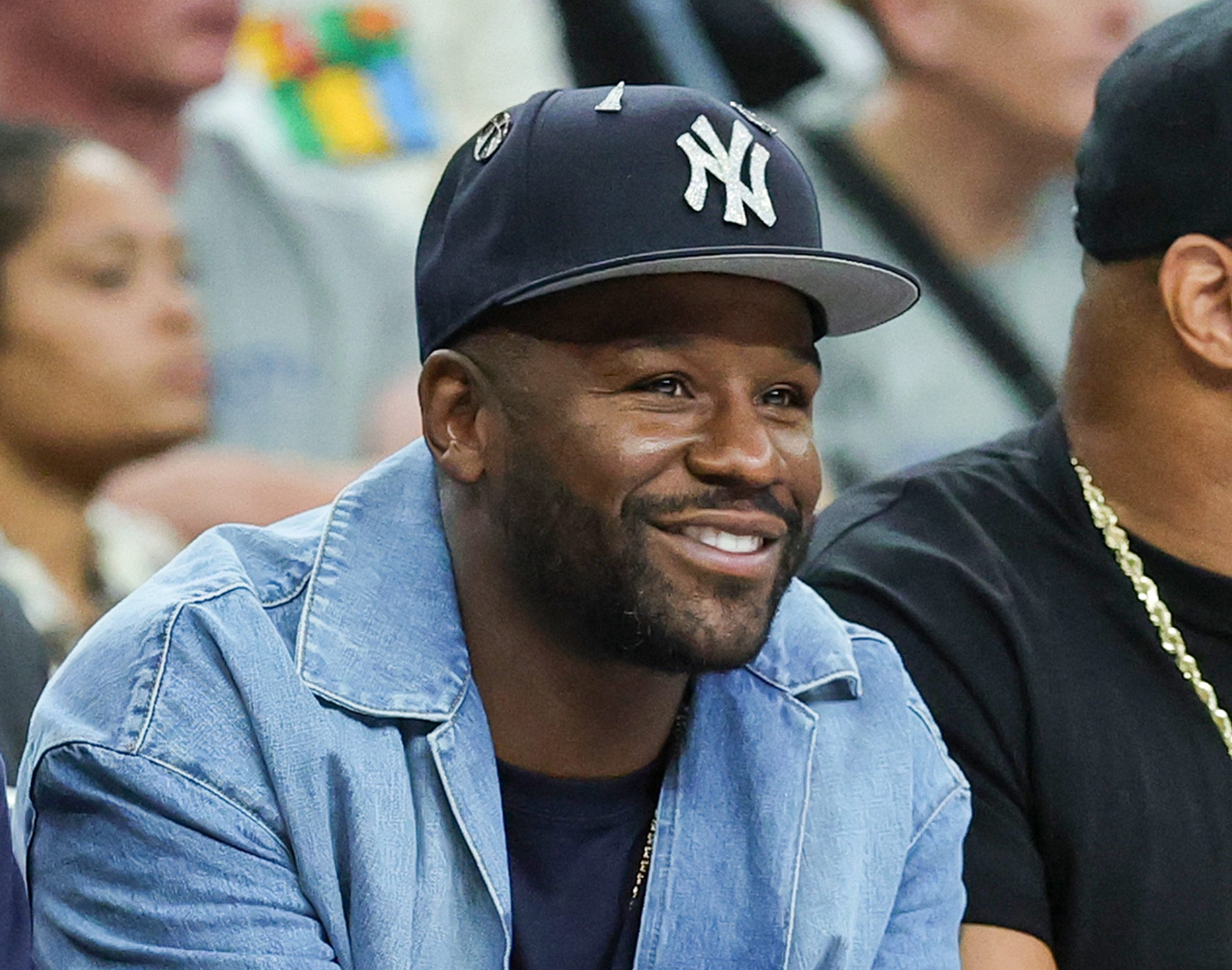 Future Champ! Floyd Mayweather Shows Of Grandson Kentrell Jr.’s Boxing Skills In Adorable Video (WATCH)